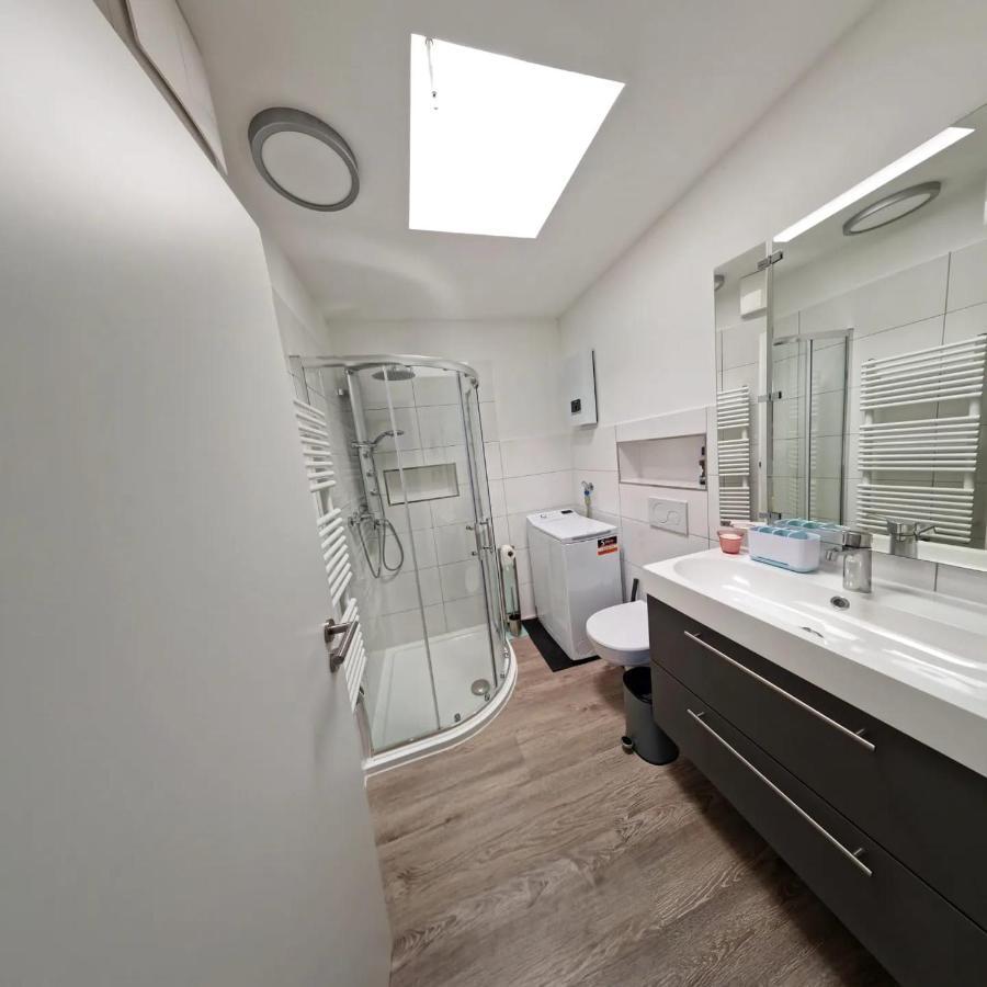 Ferienwohnung Wiehl Sonnenterrasse ภายนอก รูปภาพ